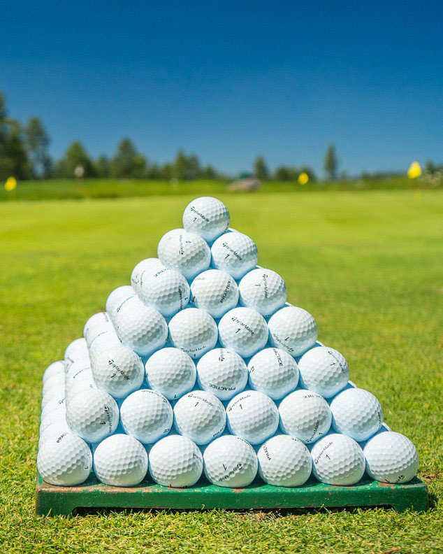 golfclub-galley-1