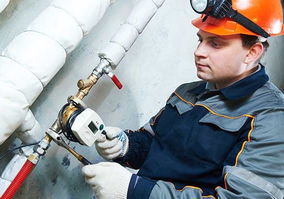 Work on pipeline leakage