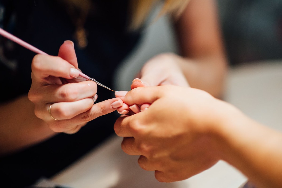 Nail holy shapes