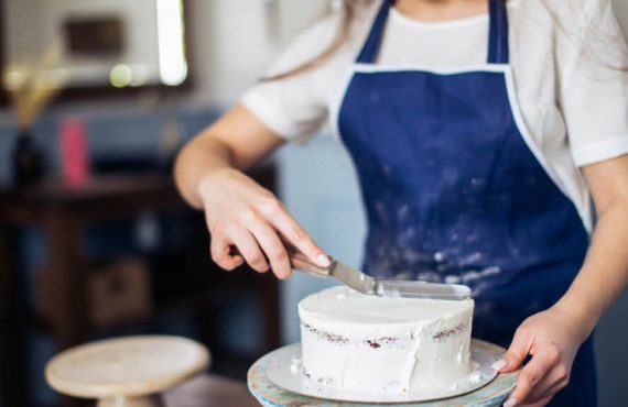 When to Replace Your Bakeware