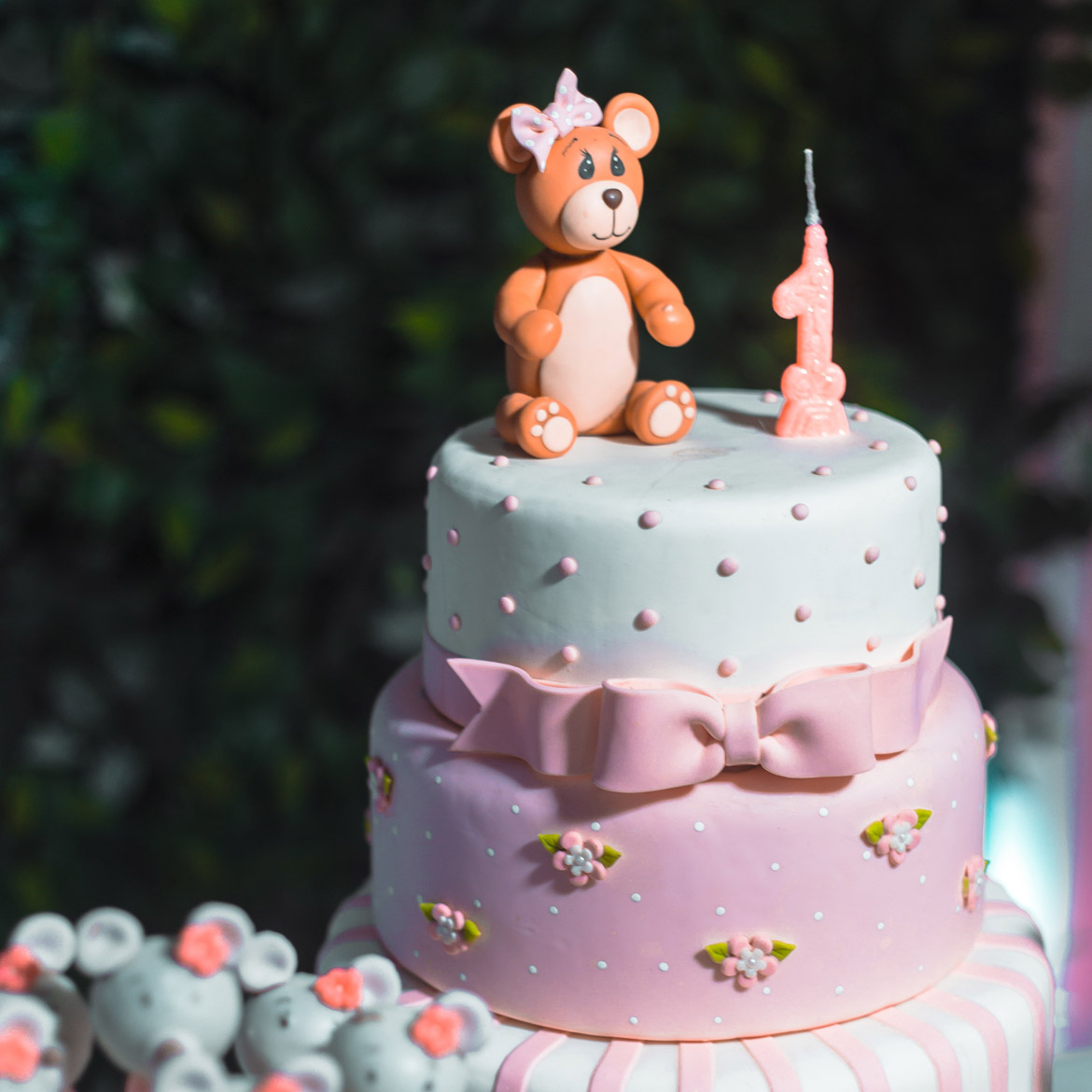 Cartoons Cake