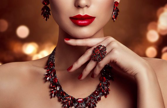 Best Jewellery Options to Match with your Red Bridal Lehenga