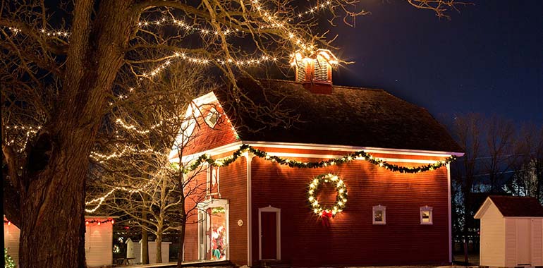 We give the best and affordable decorations.