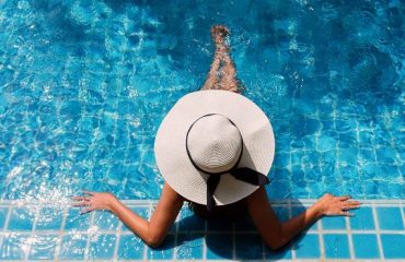 7 REFRESHING POOLSIDE COCKTAILS