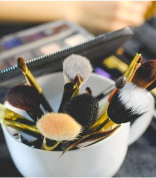 cosmetic-about-img (2)