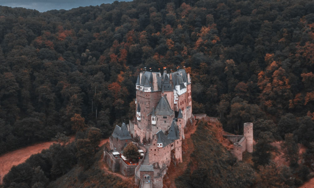 Etiam eget erat vel odio ultricies mollis.